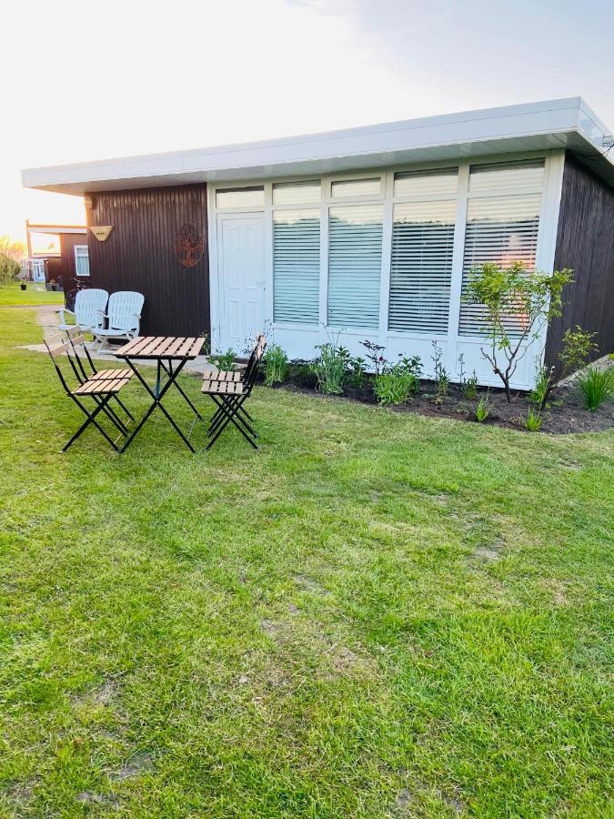 30 Granada Hotel Selsey Exterior photo